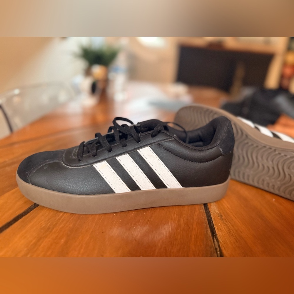 Adidas Men's
VL Court 3.0 Shoe